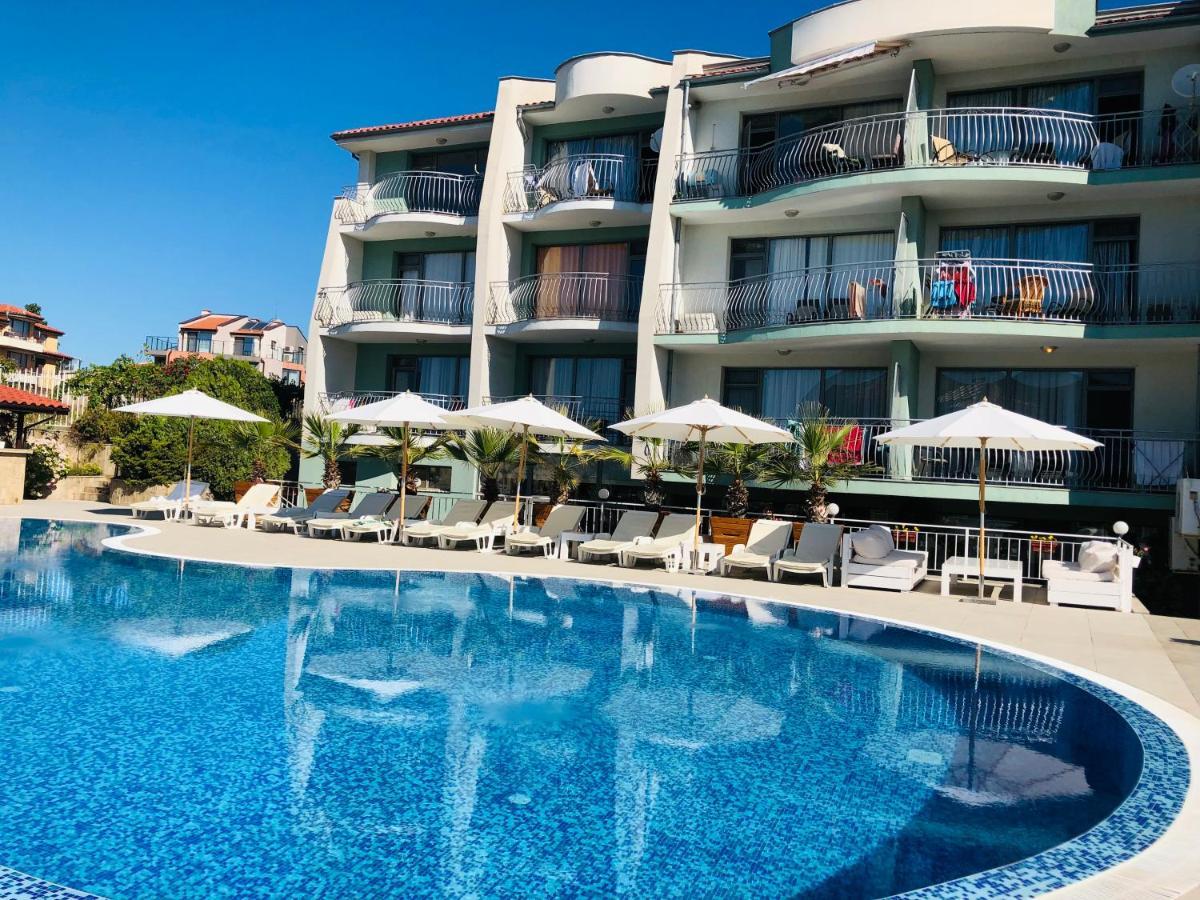 Gardenia Suites Sozopol Bagian luar foto