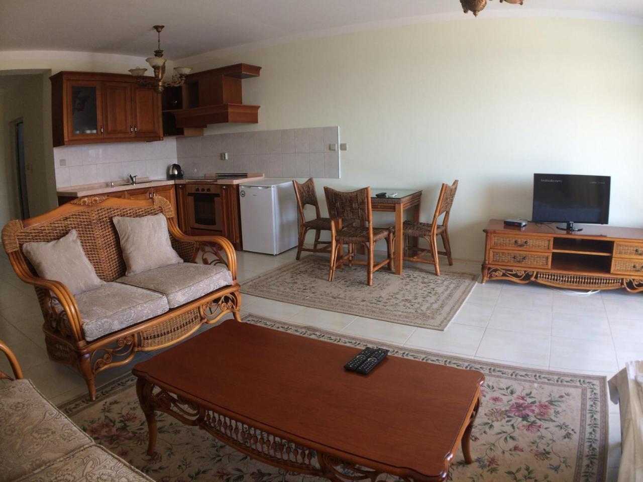 Gardenia Suites Sozopol Bagian luar foto